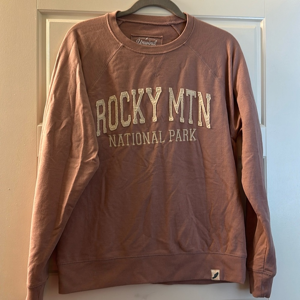 Rocky Mtn National park women’s size S sweatshirt